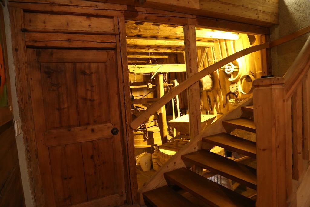 Auberge Du Moulin De Lere Vailly Bagian luar foto