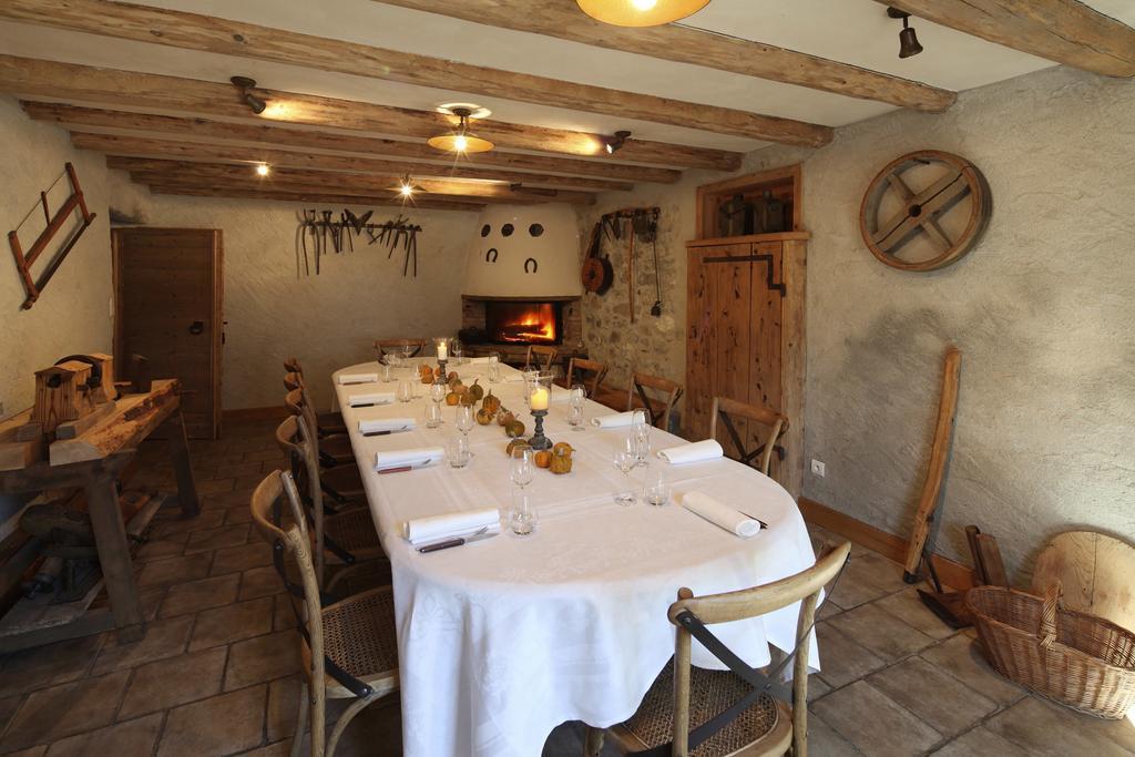 Auberge Du Moulin De Lere Vailly Bagian luar foto